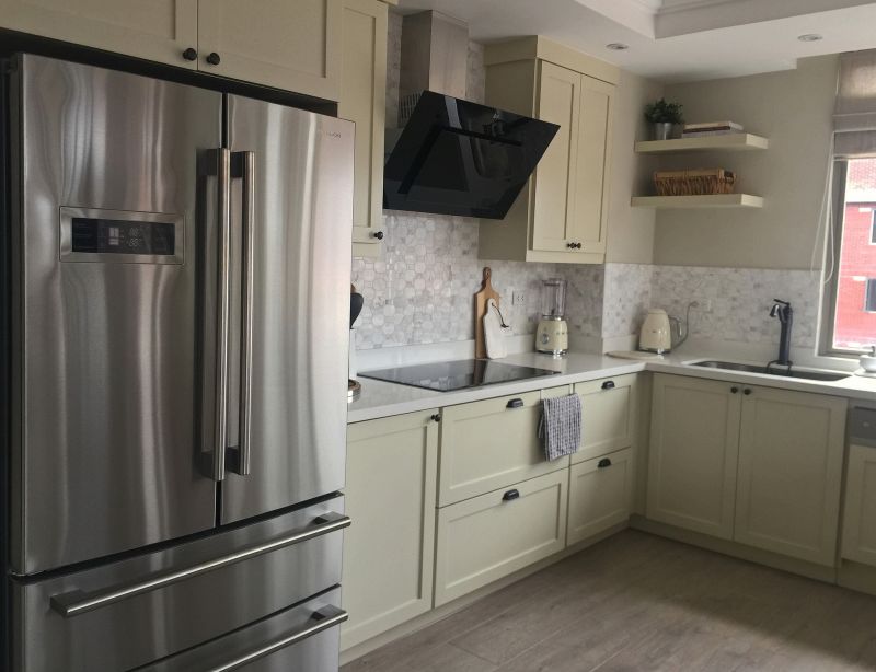 Cabinet Pulls Replacement detail